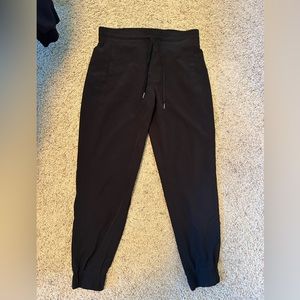 Lightweight jogger or exercise pants